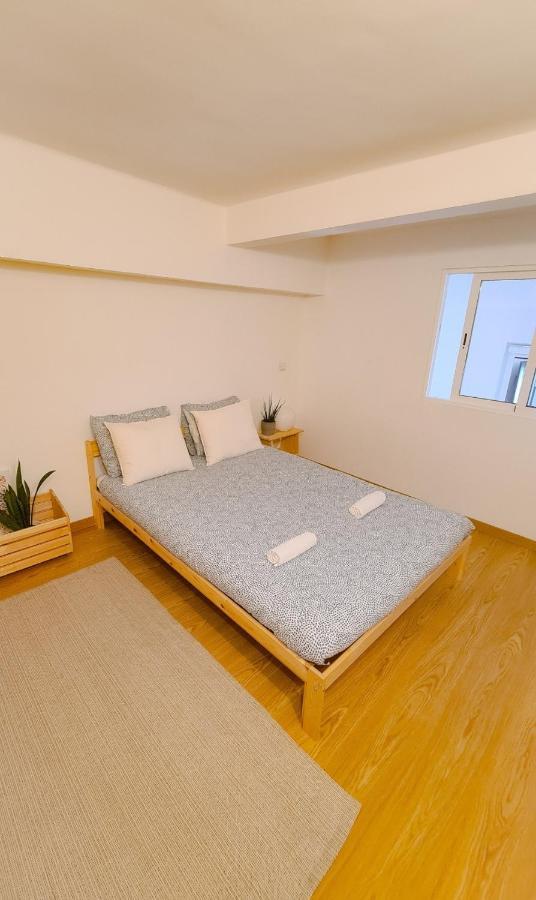 Mezzanine 4 Faro Apartment Екстериор снимка